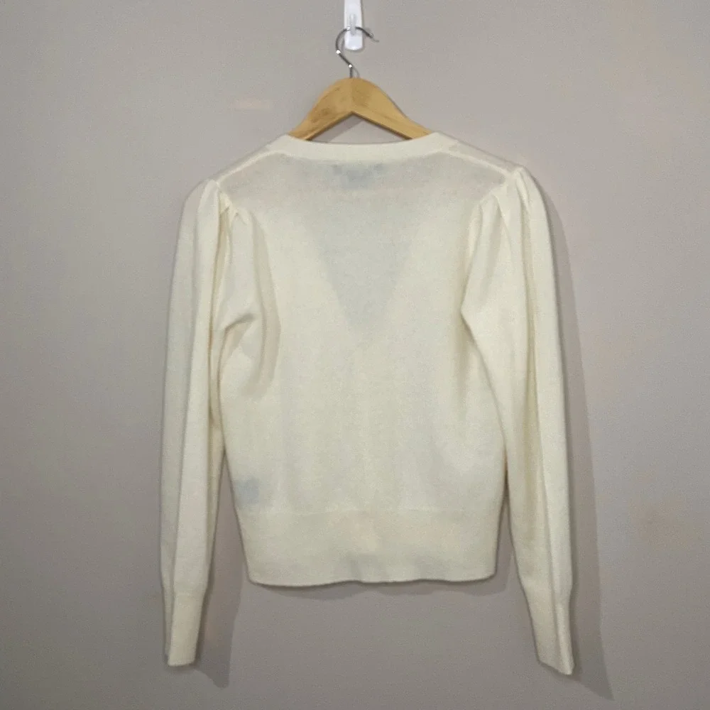 House of Harlow 1960 EUC Cream V-Neck Cashmere Cardigan Gold Crest Buttons Small